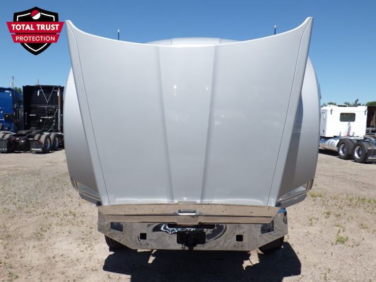 2019-kenworth-t880-image-22