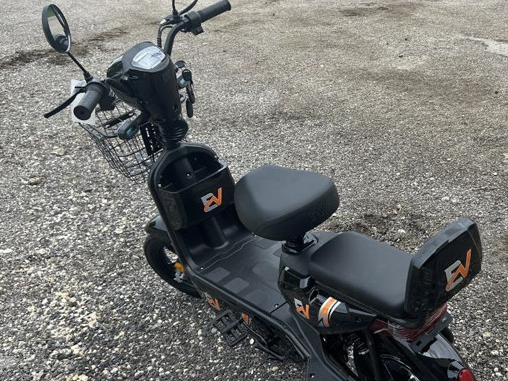 #8-•-electric-bike-(irev)---black-image-5