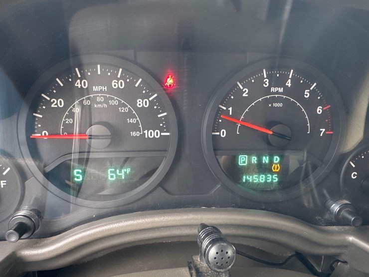 2009-jeep-wrangler-image-11