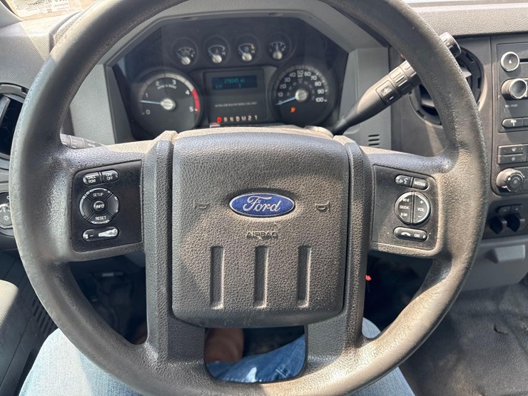 2015-ford-f350-image-19