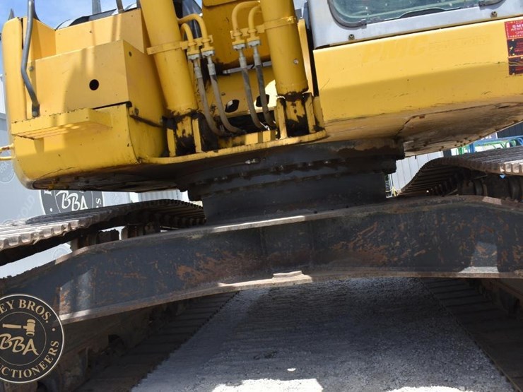 2015-komatsu-pc308us-lc-3e0-image-33
