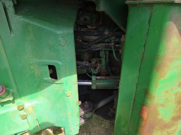 jd-8650-4wd-tractor,-currently-non-running-image-11