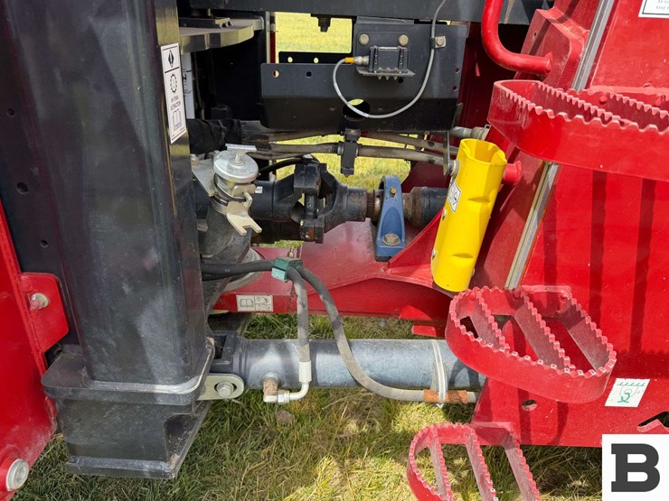 2015-case-ih-steiger-420-rowtrac-image-45