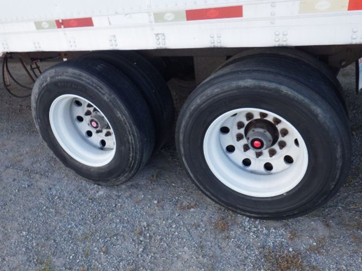 2010-utility-3000r-image-23