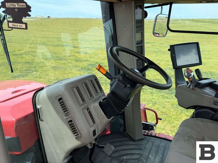 2015-case-ih-steiger-420-rowtrac-image-100