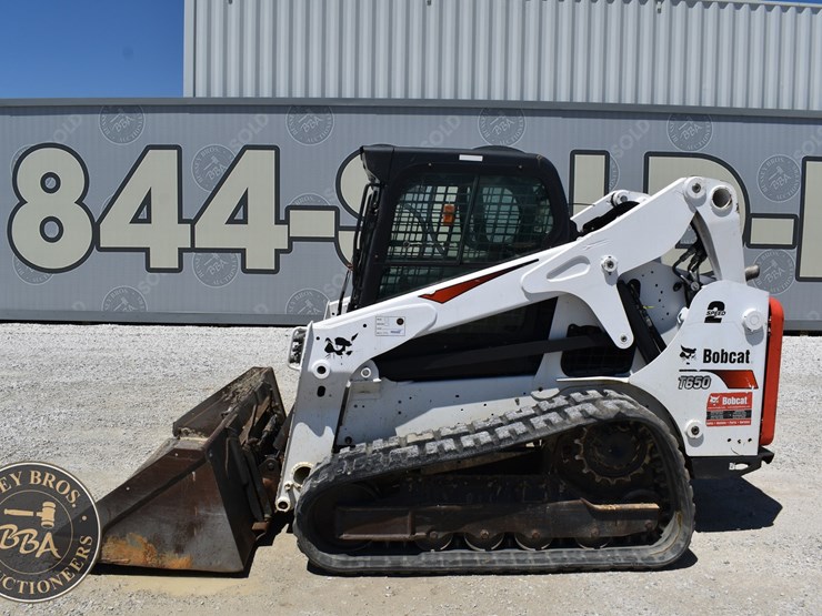 2020-bobcat-t650-image-21