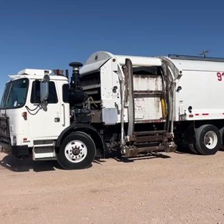2018 AUTOCAR XPEDITOR