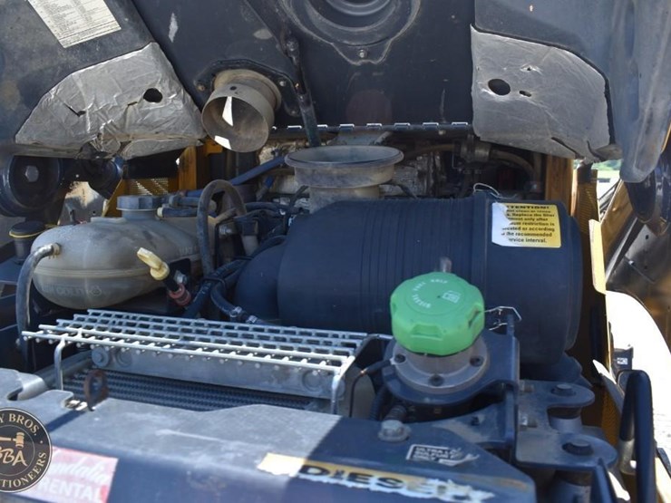 2019-deere-333g-image-28