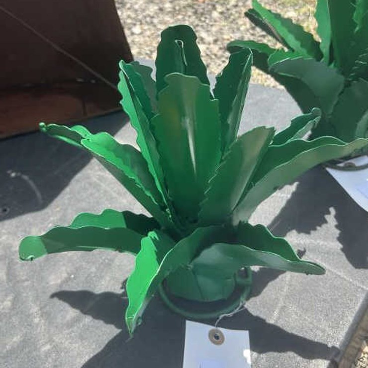 #275 • Metal Art - Small Aloe Plant
