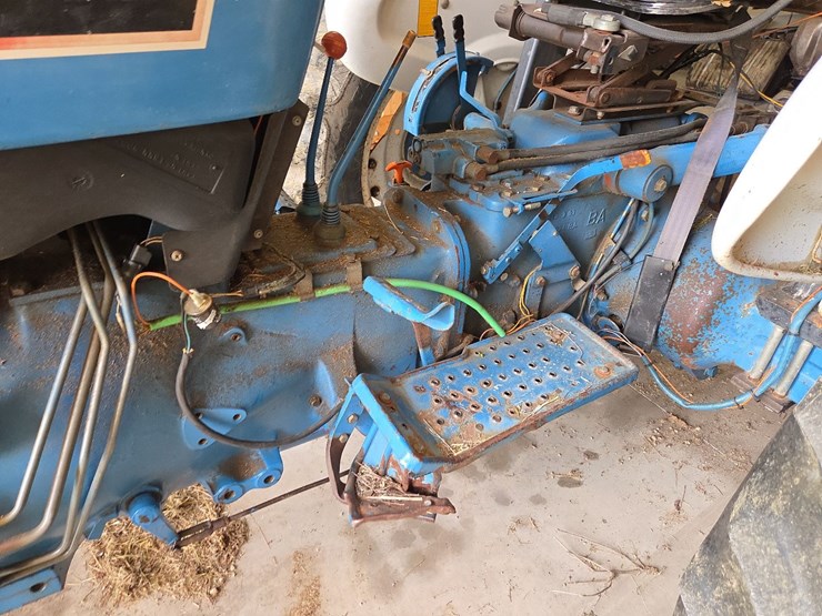 ford-4630-tractor-image-19