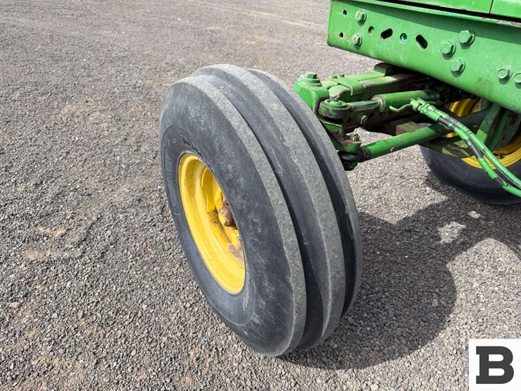 1995-john-deere-7400-image-17