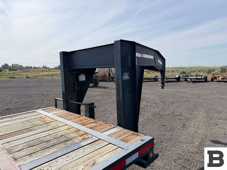 behnke-gooseneck-image-33