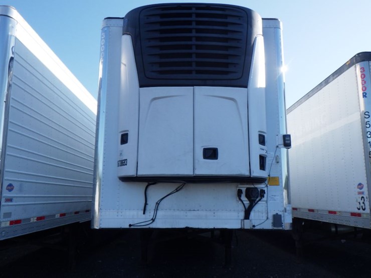 2010-utility-3000r-image-2