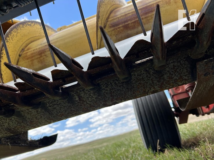 new-holland-1475-image-32