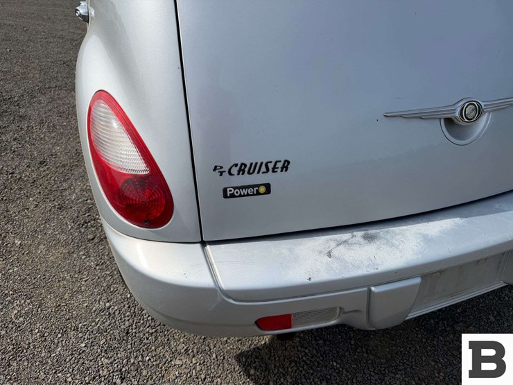 2009-chrysler-pt-cruiser-image-15