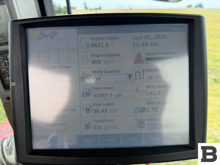 2015-case-ih-steiger-420-rowtrac-image-95