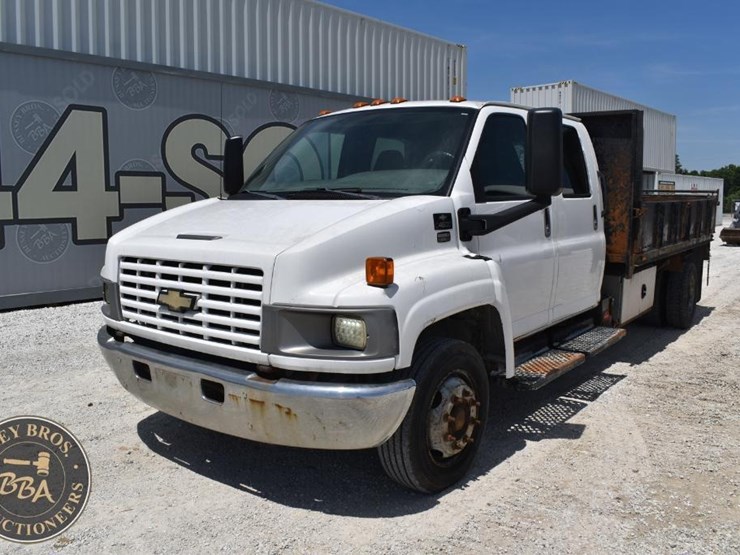 2006-chevrolet-kodiak-c4500-image-1