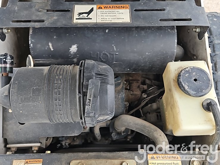 2014-bobcat-mt55-image-11