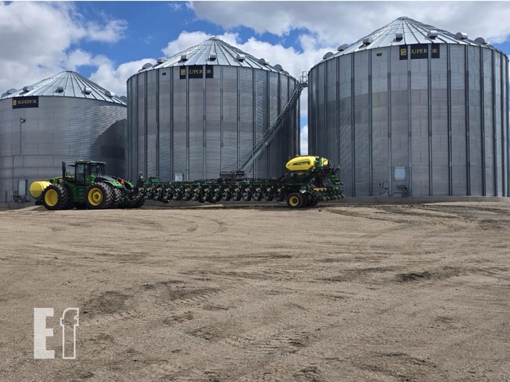 2023-john-deere-db90-image-8