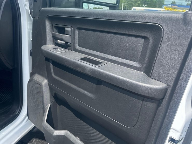 2026-dodge-ram-5500-image-30