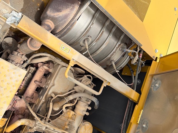 caterpillar-336-image-23