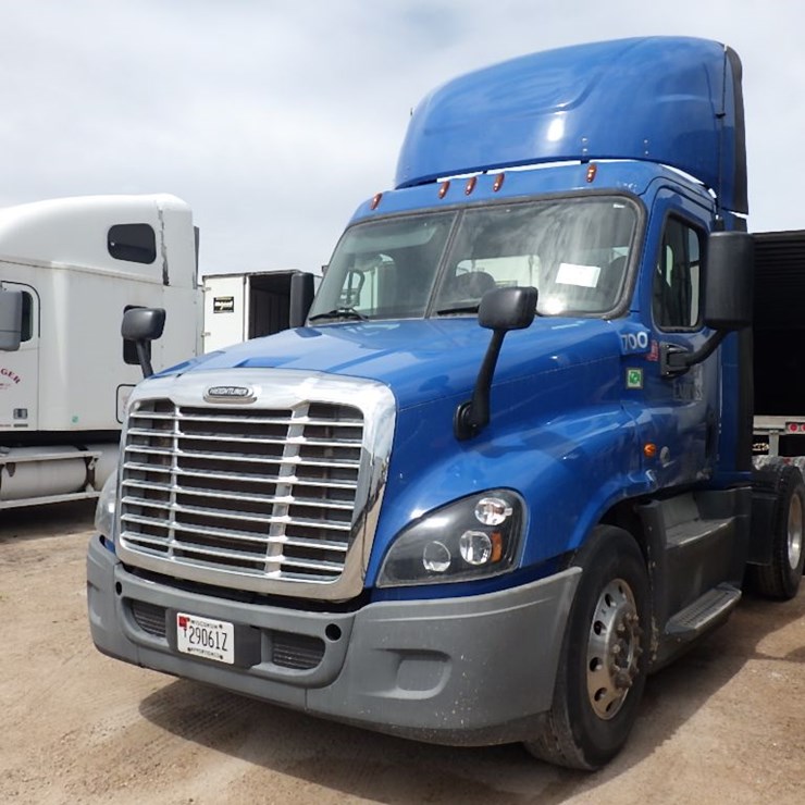 2015 FREIGHTLINER CASCADIA 125 EVOLUTION