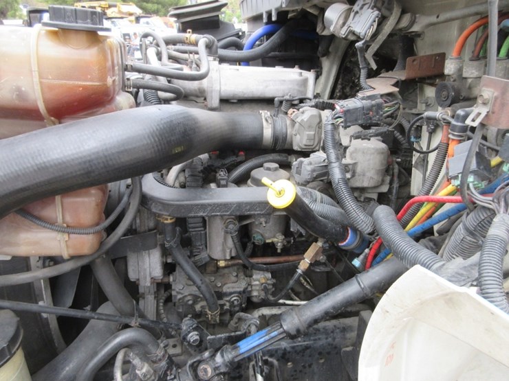 2012-international-durastar-4400-image-6
