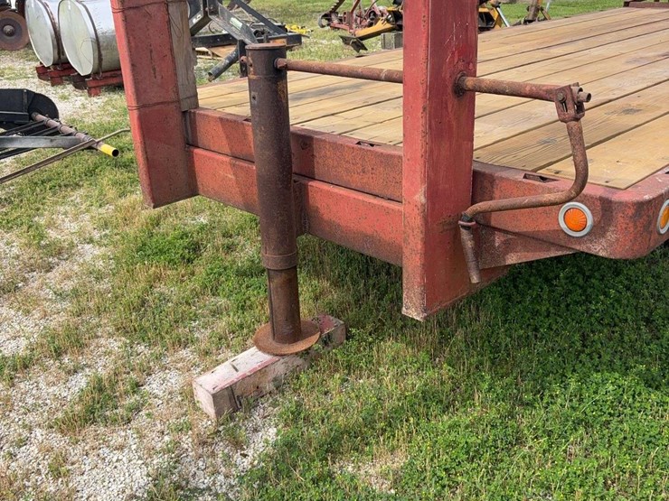 homemade-16ft-gooseneck-trailer-with-3ft-dove-tail,-twin-axle,-14,000lb-image-3