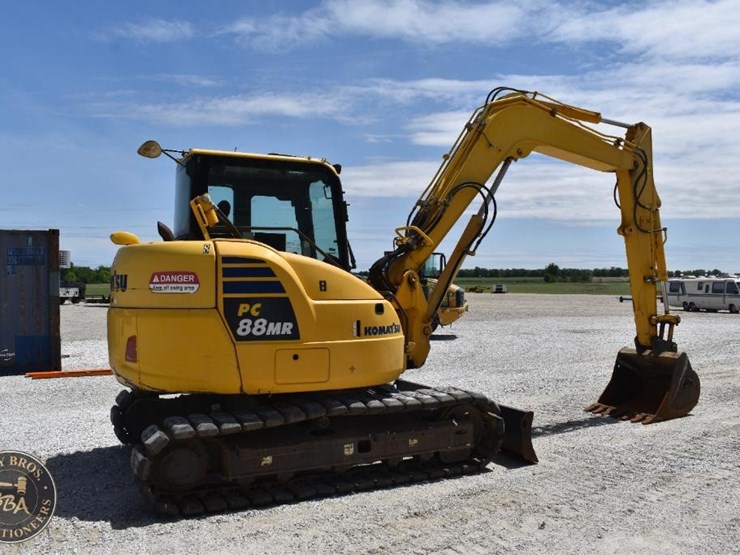 2020-komatsu-pc88mr-10-image-14