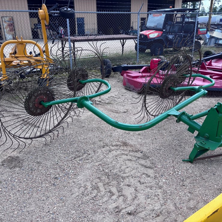 #1013 • 3 POINT HAY RAKE