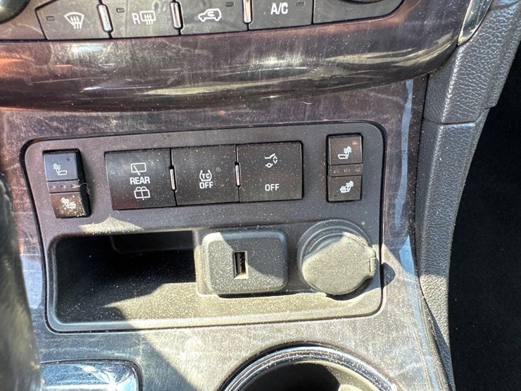 2017-buick-enclave-image-18