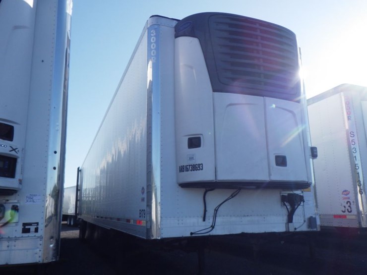2010-utility-3000r-image-3