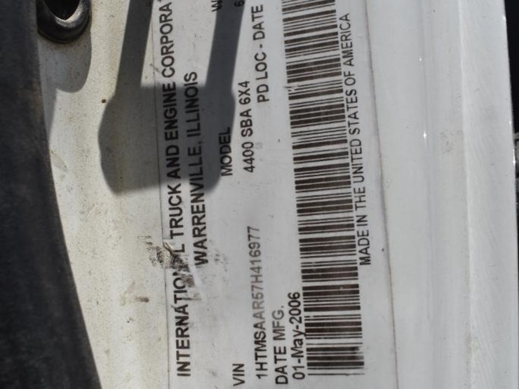 2007-international-durastar-4400-image-37