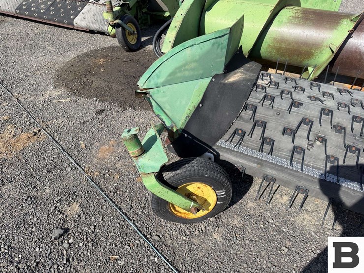 john-deere-212-image-9