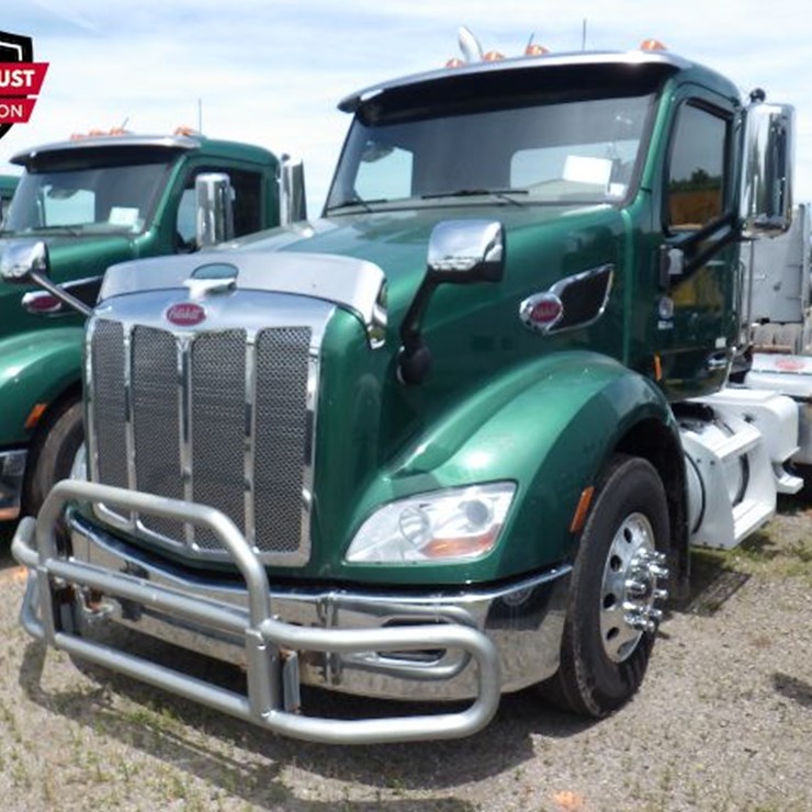 2020 PETERBILT 579