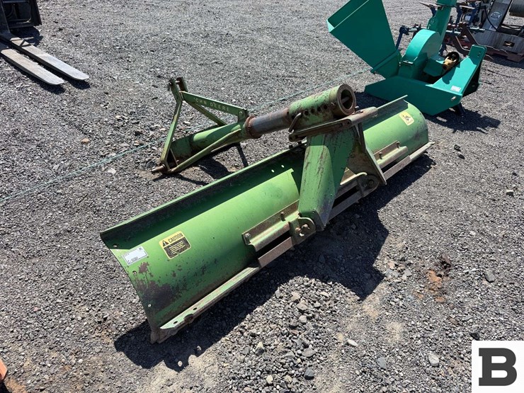 john-deere-8-image-2