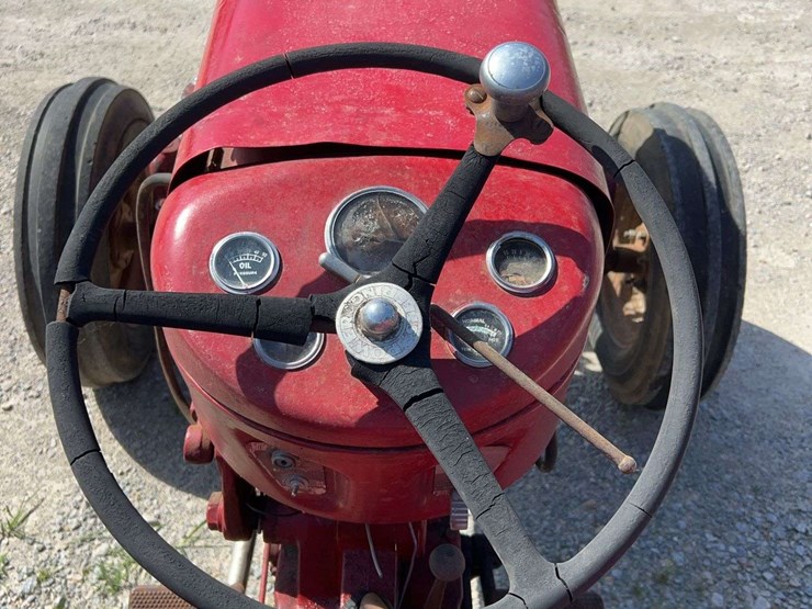 massey-ferguson-65-image-11