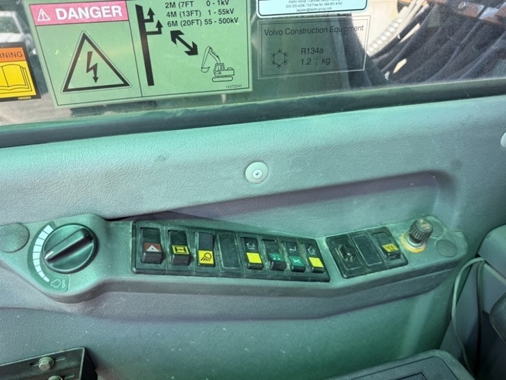 2004-volvo-ew180b-image-34