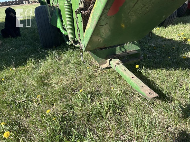 john-deere-336-image-35