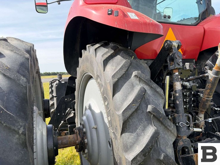2013-case-ih-magnum-290-image-32