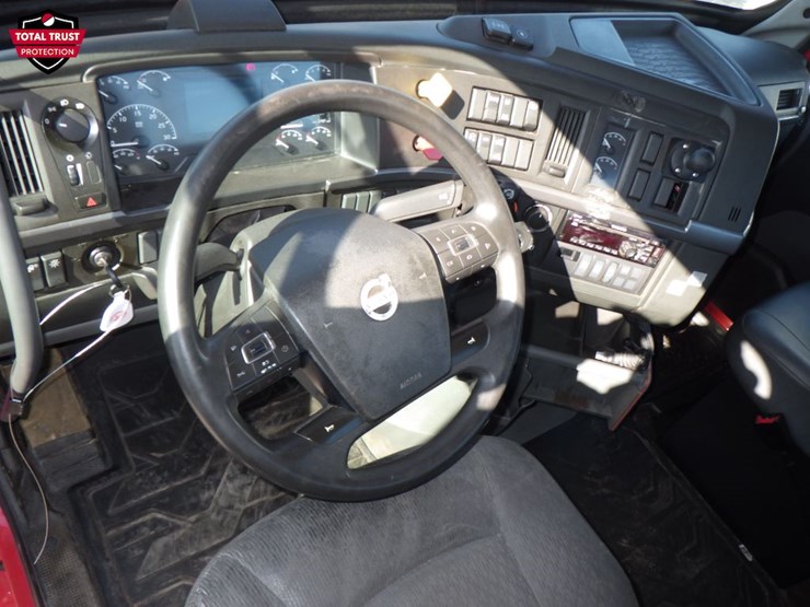 2021-volvo-vnr640-image-17