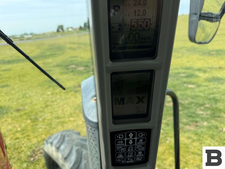 2014-case-ih-magnum-200-cvt-image-94