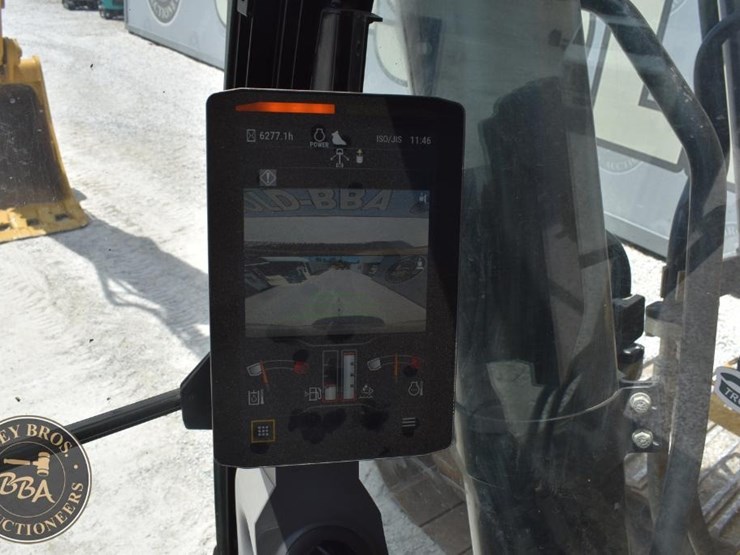 2019-caterpillar-336-image-62