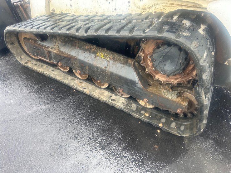 2019-bobcat-t770-image-15