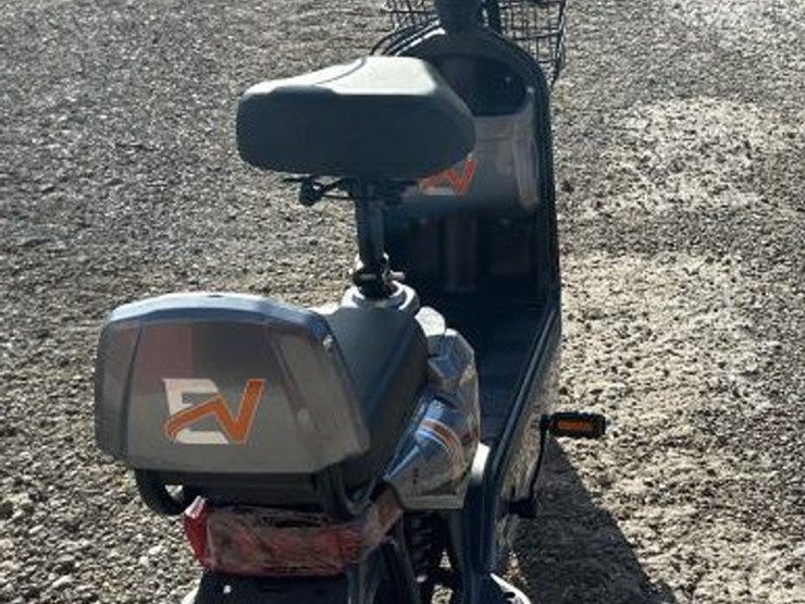 #9-•-electric-bike-(irev)---grey-image-4