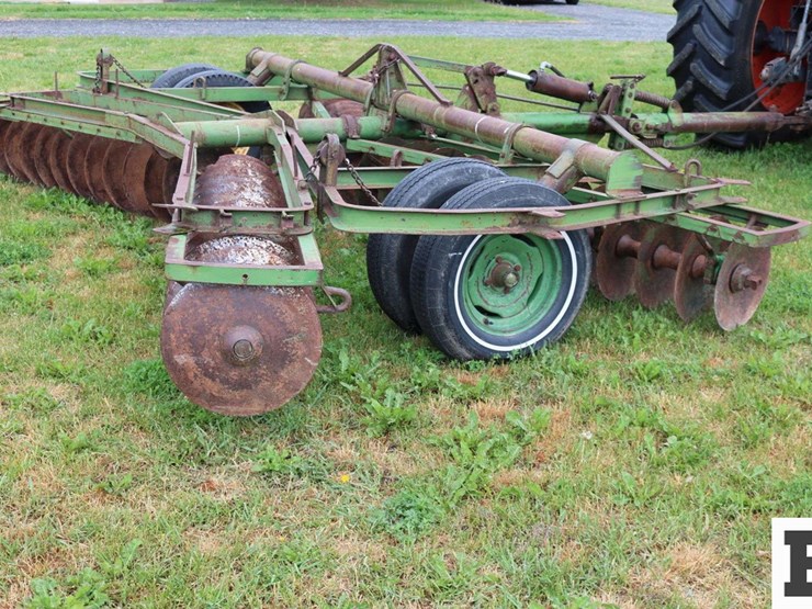 john-deere-14-image-19