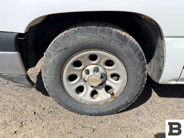 2005-chevrolet-silverado-1500-image-10