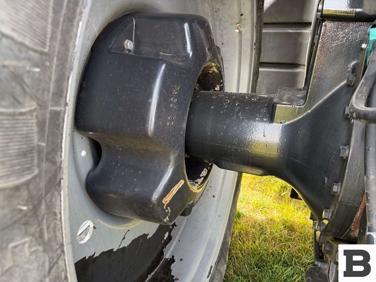 2012-case-ih-magnum-340-image-41