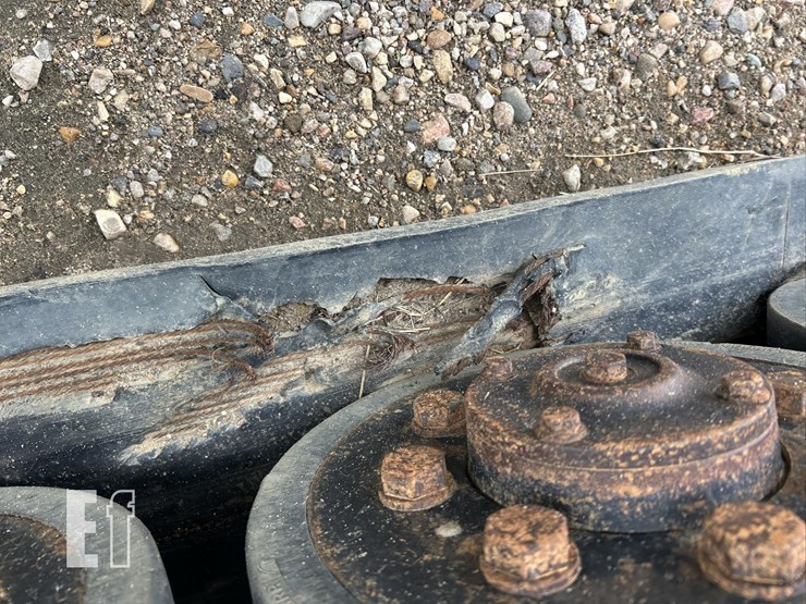 2004-john-deere-8220t-image-39