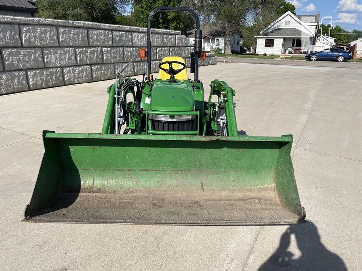 2009-john-deere-2305-image-2